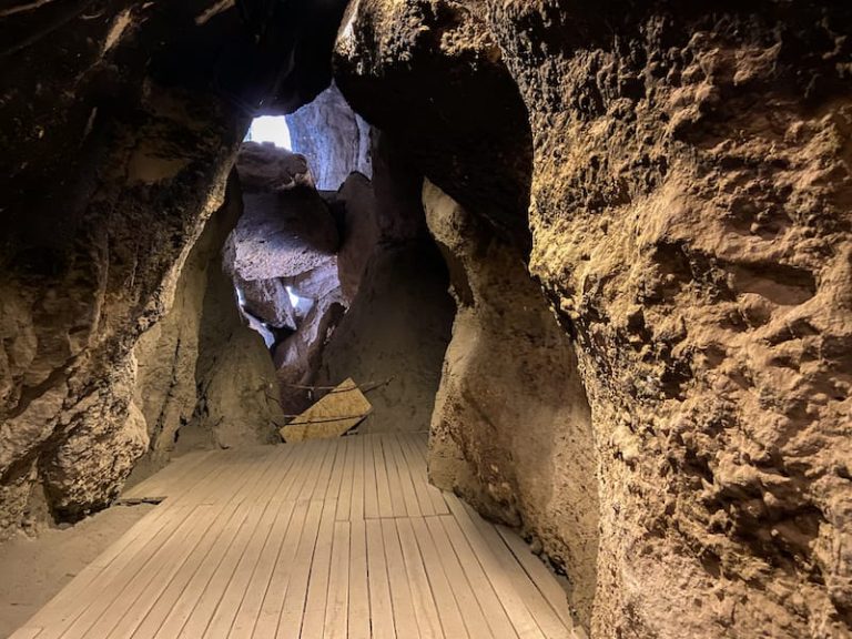 Areni-1 şarap işliği